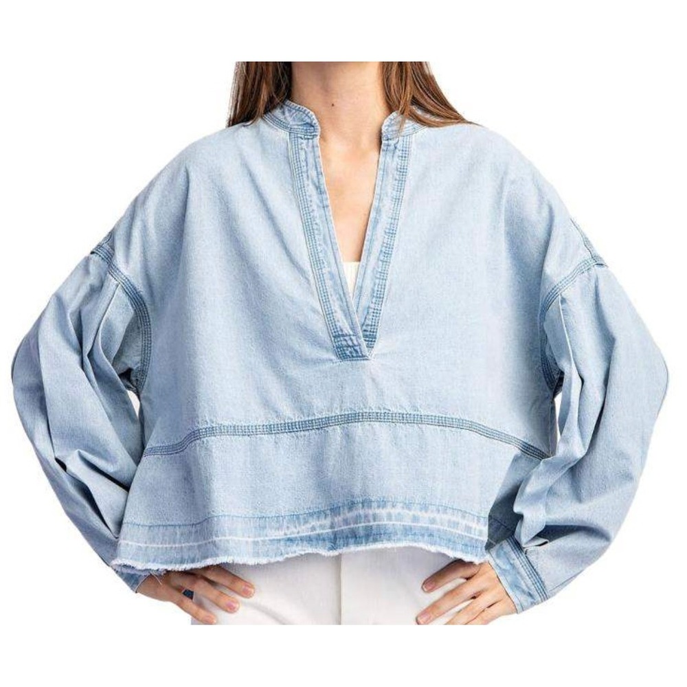Ee:some Los Angeles Denim Pullover V-Neck Top Light Wash Frayed Hem Small